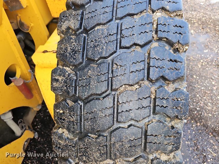 image for item DP0864 2005 Volvo G726B motor grader