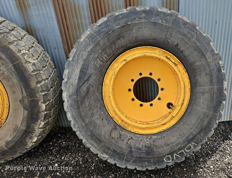 image for item DP0864 2005 Volvo G726B motor grader