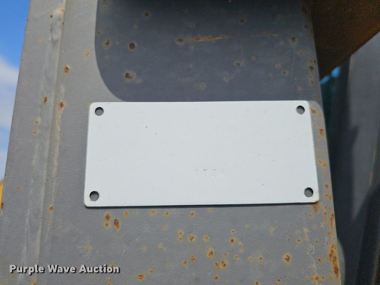 image for item DP0864 2005 Volvo G726B motor grader