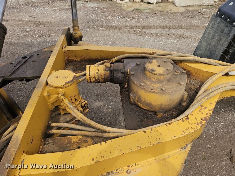 image for item DP0865 1996 Caterpillar 143H VHP motor grader