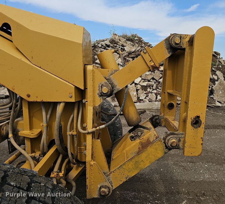 image for item DP0865 1996 Caterpillar 143H VHP motor grader