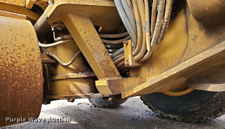 image for item DP0865 1996 Caterpillar 143H VHP motor grader