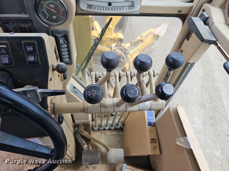 image for item DP0865 1996 Caterpillar 143H VHP motor grader