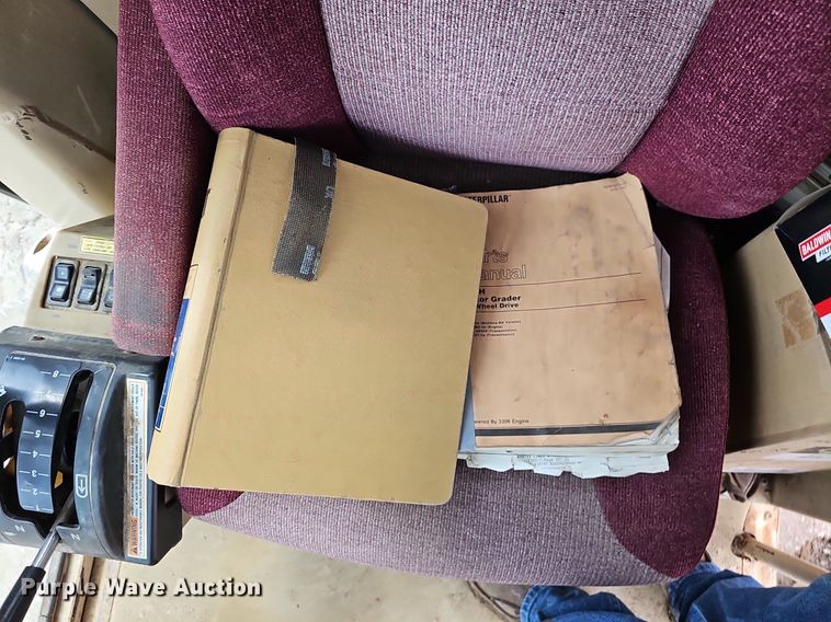 image for item DP0865 1996 Caterpillar 143H VHP motor grader