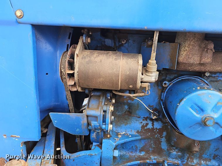 image for item DP0877 1962 Ford 2000 tractor