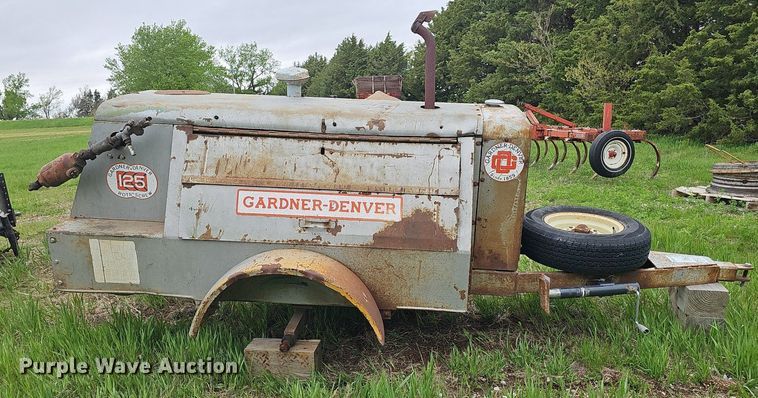 image for item DP0881 1966 Gardner Denver SP 125 GD air compressor