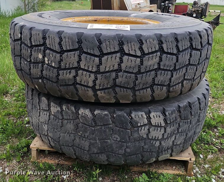 image for item DP0882 (2) SnowXtra tires and wheels