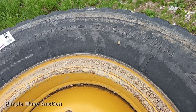 image for item DP0882 (2) SnowXtra tires and wheels