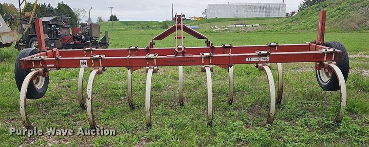 image for item DP0883 International 55  chisel