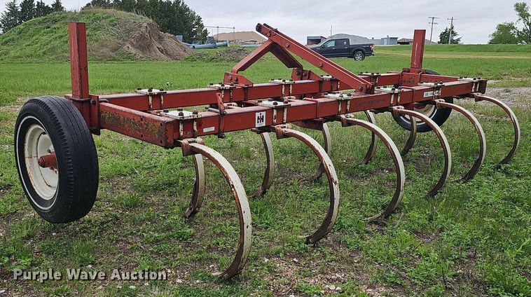 image for item DP0883 International 55  chisel