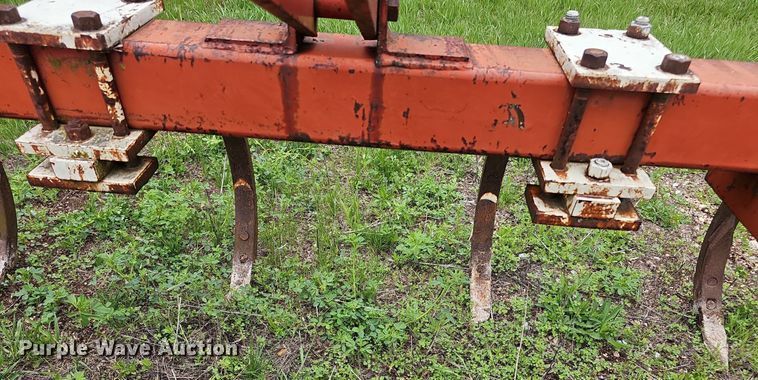 image for item DP0883 International 55  chisel