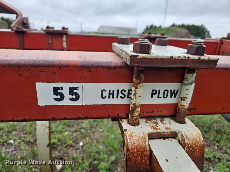 image for item DP0883 International 55  chisel