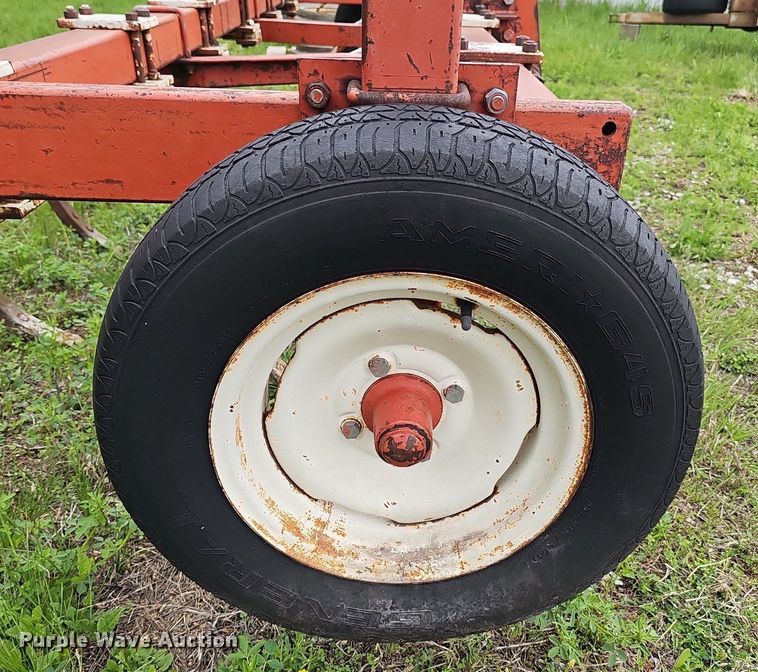 image for item DP0883 International 55  chisel