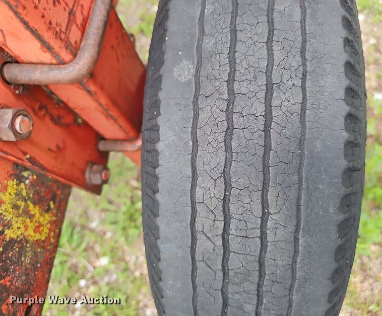 image for item DP0883 International 55  chisel