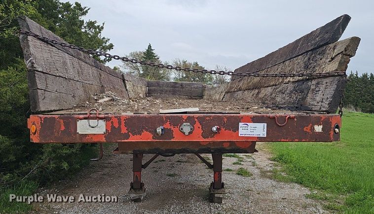 image for item DP0884 1981 Aztec flatbed trailer
