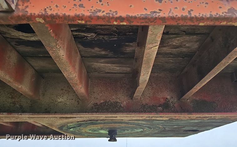 image for item DP0884 1981 Aztec flatbed trailer