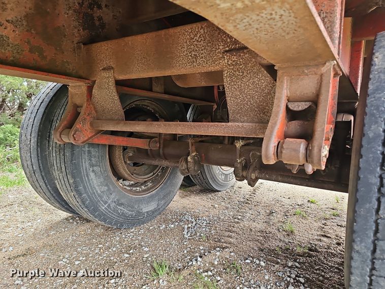 image for item DP0884 1981 Aztec flatbed trailer