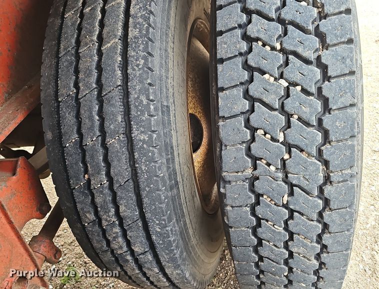 image for item DP0884 1981 Aztec flatbed trailer