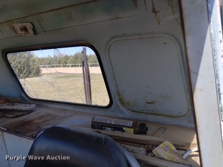 image for item DQ6095 1961 Chevrolet Viking 60 semi truck