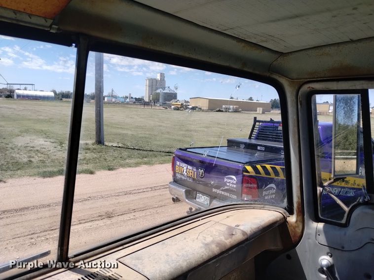 image for item DQ6095 1961 Chevrolet Viking 60 semi truck