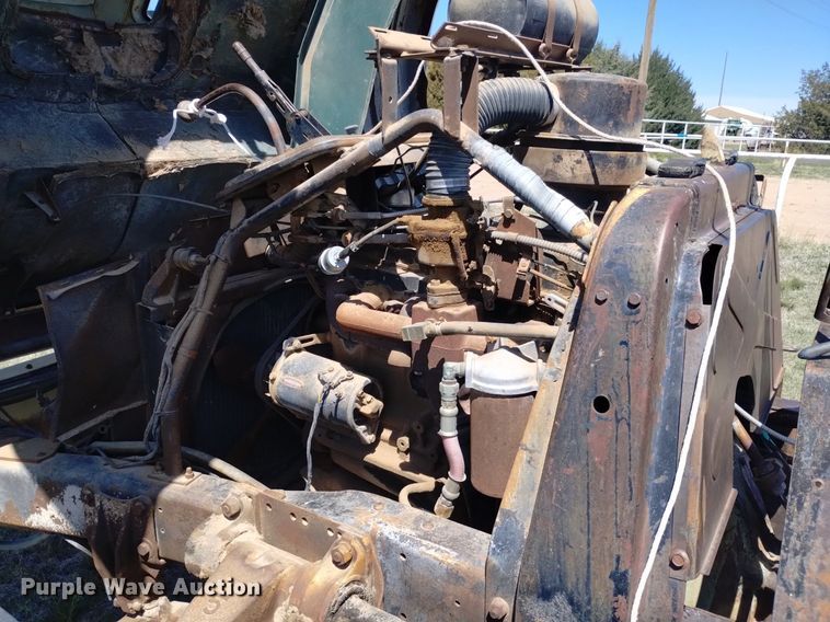 image for item DQ6095 1961 Chevrolet Viking 60 semi truck