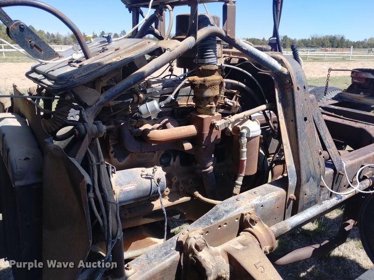 image for item DQ6095 1961 Chevrolet Viking 60 semi truck