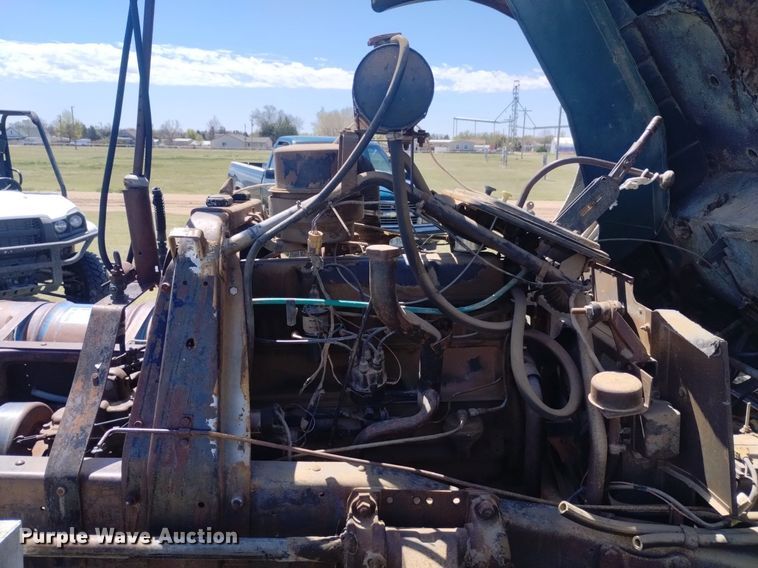 image for item DQ6095 1961 Chevrolet Viking 60 semi truck