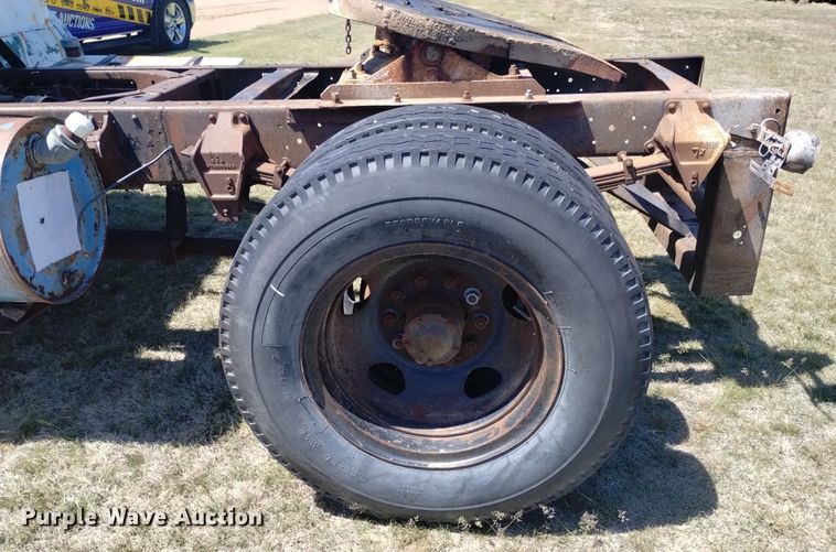 image for item DQ6095 1961 Chevrolet Viking 60 semi truck