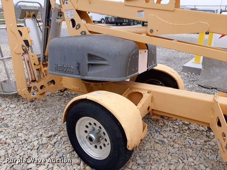 image for item DQ7034 Bil-Jax 4527A boom lift