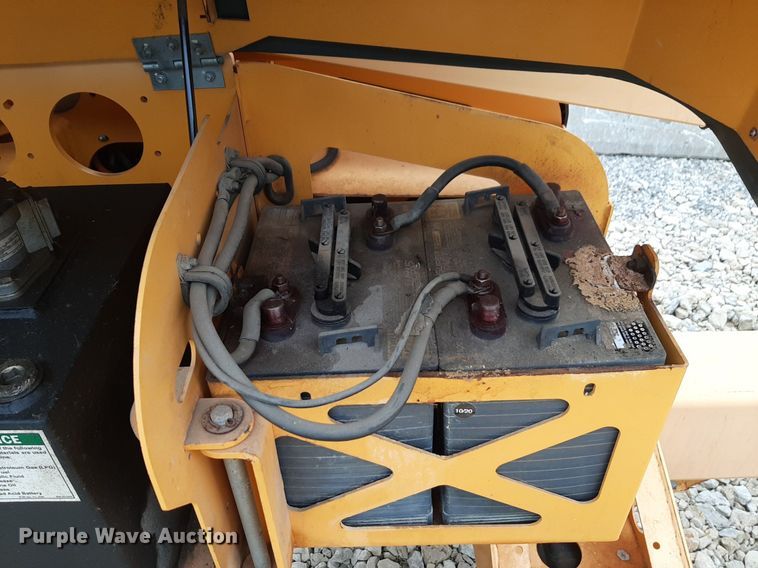 image for item DQ7034 Bil-Jax 4527A boom lift