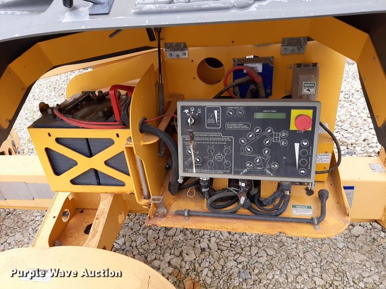 image for item DQ7034 Bil-Jax 4527A boom lift