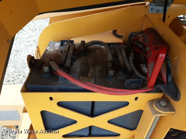 image for item DQ7034 Bil-Jax 4527A boom lift