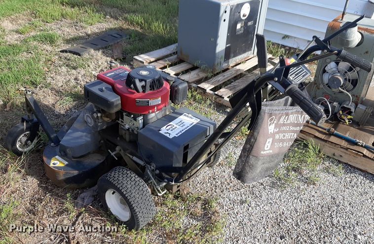 image for item DQ7038 Sutech Stealth Commercial 33 push mower