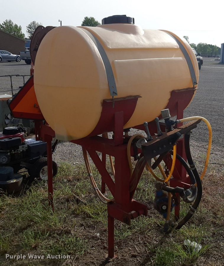 image for item DQ7039 FMC turf sprayer