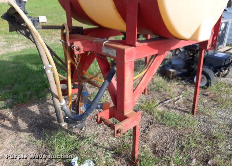 image for item DQ7039 FMC turf sprayer