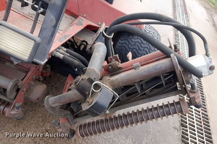 image for item DQ7041 Toro Reelmaster 5500D reel mower