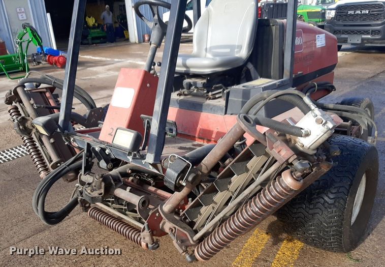 image for item DQ7041 Toro Reelmaster 5500D reel mower