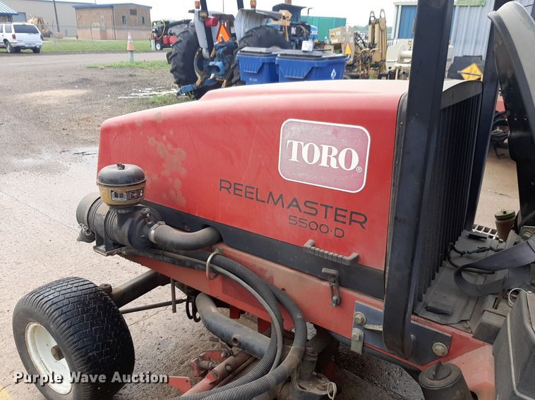image for item DQ7041 Toro Reelmaster 5500D reel mower