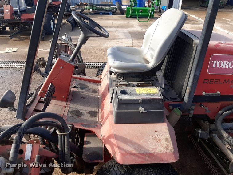 image for item DQ7041 Toro Reelmaster 5500D reel mower