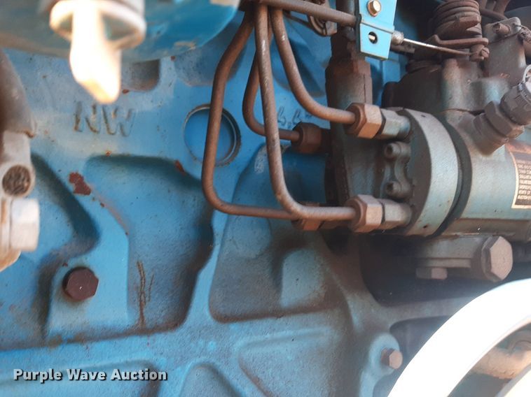 image for item DQ7043 1990 Ford 6610 tractor