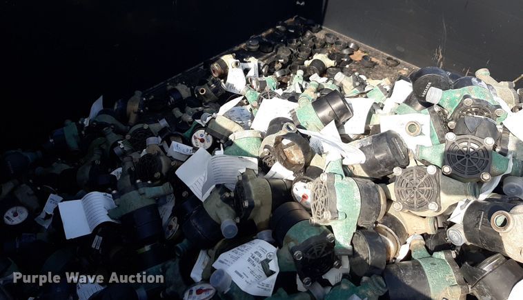 image for item DQ7044 Approximately 1,820 BL05 water meters   