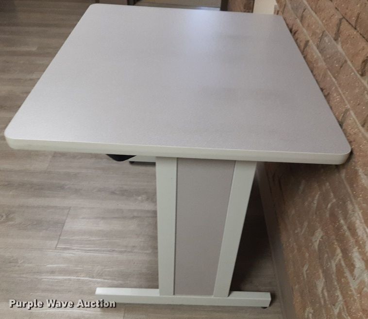 image for item DQ7049 Office supplies 