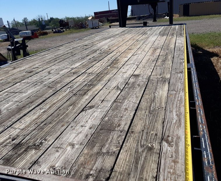 image for item DQ7058 2002 Titan hydratail equipment trailer