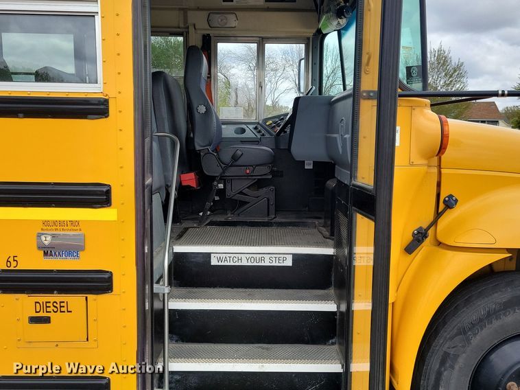 image for item DR4288 2015 IC Corporation school bus