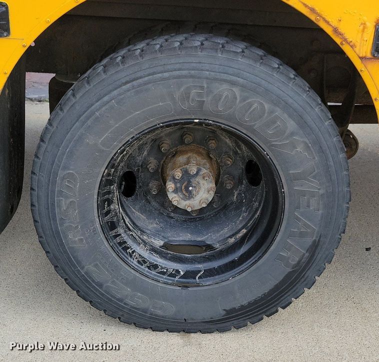 image for item DR4289 2014 IC Corporation school bus