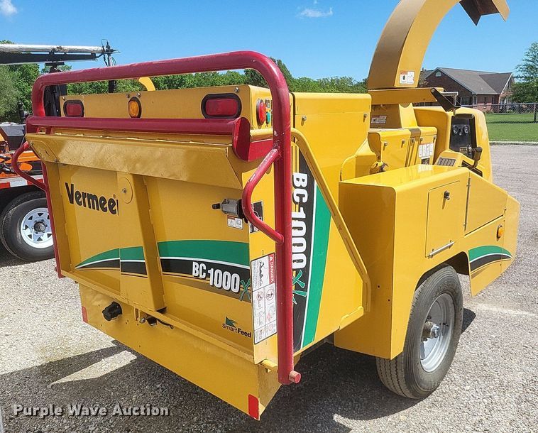 image for item DR4763 2007 Vermeer  BC1000XL wood chipper