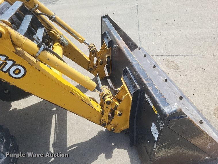 image for item DR4764 2004 John Deere 110 backhoe