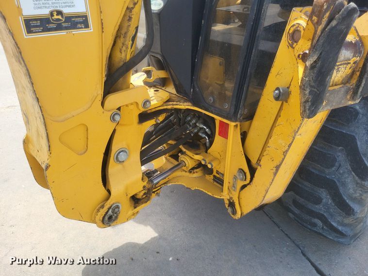 image for item DR4764 2004 John Deere 110 backhoe