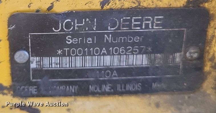 image for item DR4764 2004 John Deere 110 backhoe