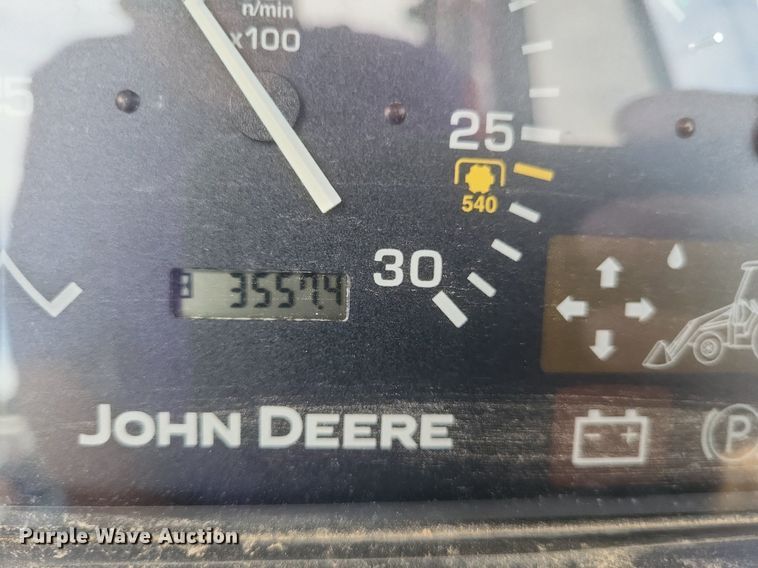 image for item DR4764 2004 John Deere 110 backhoe